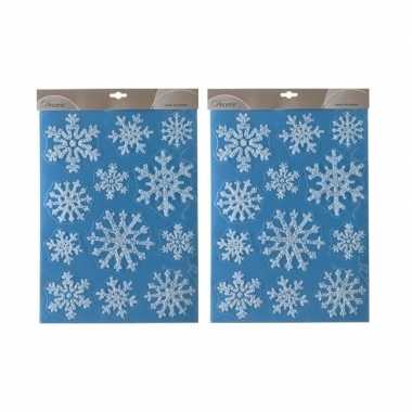 2x kerst raamstickers/raamdecoratie sneeuwvlok plaatjes 30 x 40