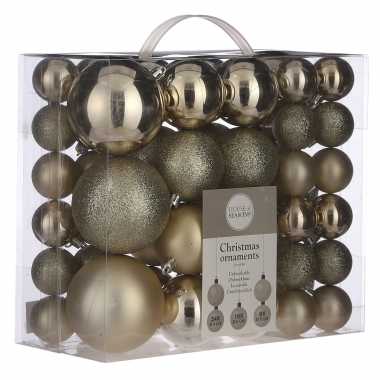 Kerstballenpakket 46x licht champagne kunststof kerstballen mix