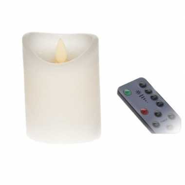 Led kaars/stompkaars wit 10 cm inclusief afstandsbediening