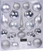 Feest compleet kerstballenpakket zilveren kunststof kerstballen met piek 19 delig
