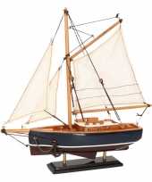 Feest decoratie zeilboot model jacht donkerblauw 23 cm