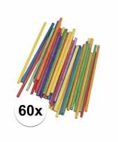 Feest gekleurde houten knutsel stokjes 10 cm