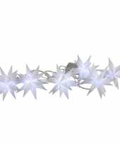 Feest kerstverlichting lichtsnoer met 6 witte sterren op batterijen