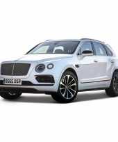 Feest modelauto bentley bentayga 1 43 wit