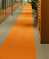 Feest oranje loper 10 meter lang 1 meter breed 3mm dik