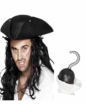 Feest piraat accessoires verkleedset direhoekige hoed en piratenhaak