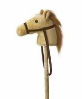 Feest pluche stokpaardje beige pony met geluid 94 cm