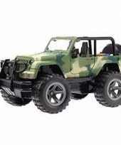 Feest speelgoed legergroene jeep wrangler auto 27 cm